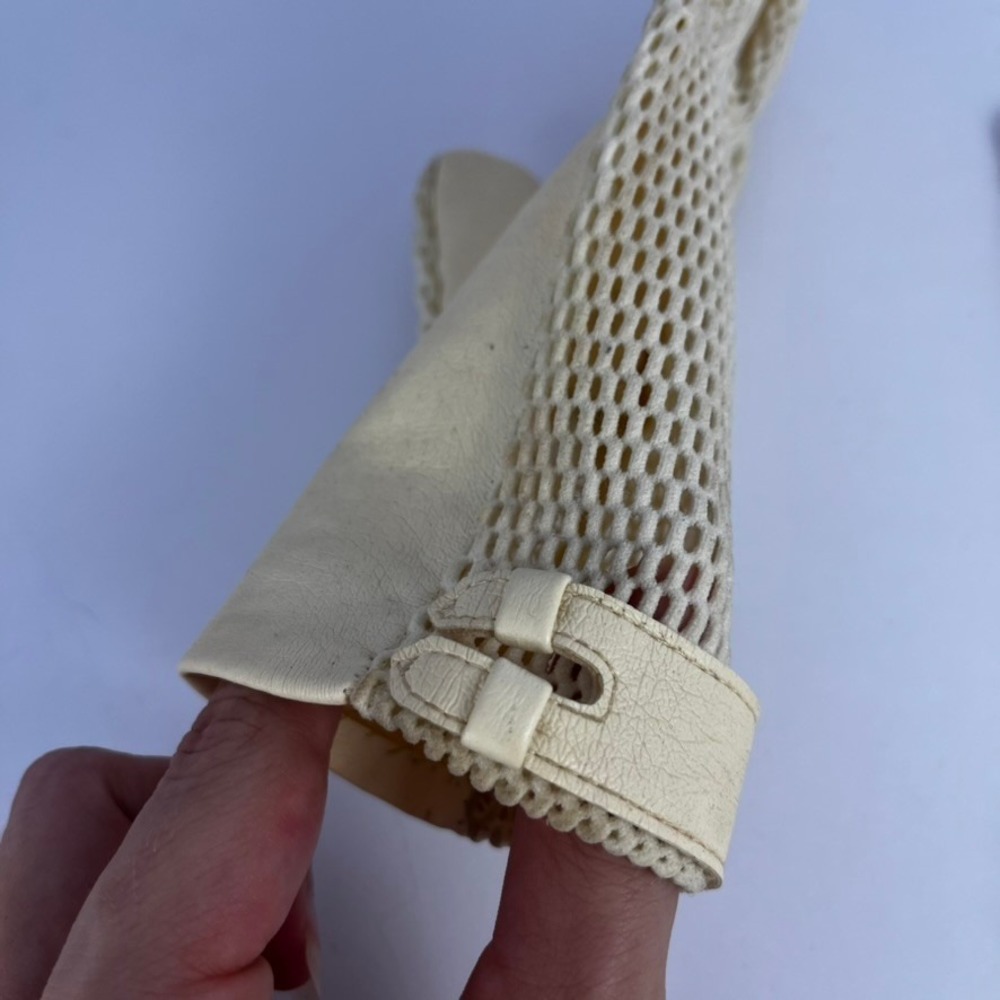 Vintage Cream Leather Crochet Mesh Driving Gloves British Hong Kong Retro - Picture 6 of 7
